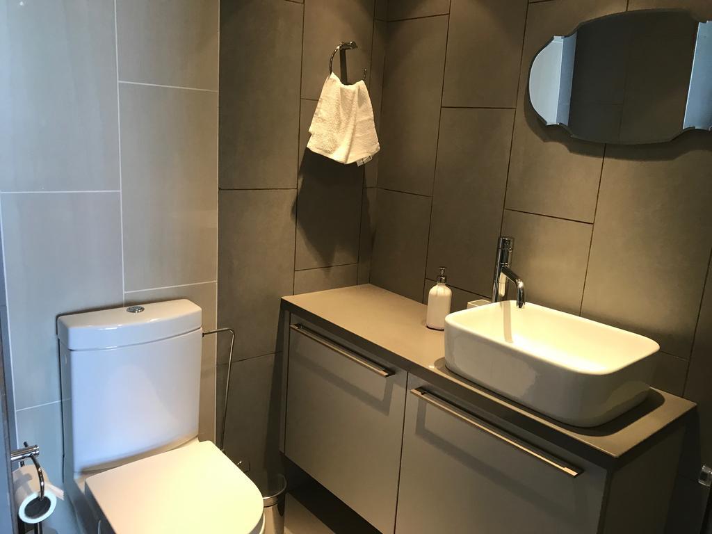 Finikoudes Luxury Apartments Ларнака Екстер'єр фото