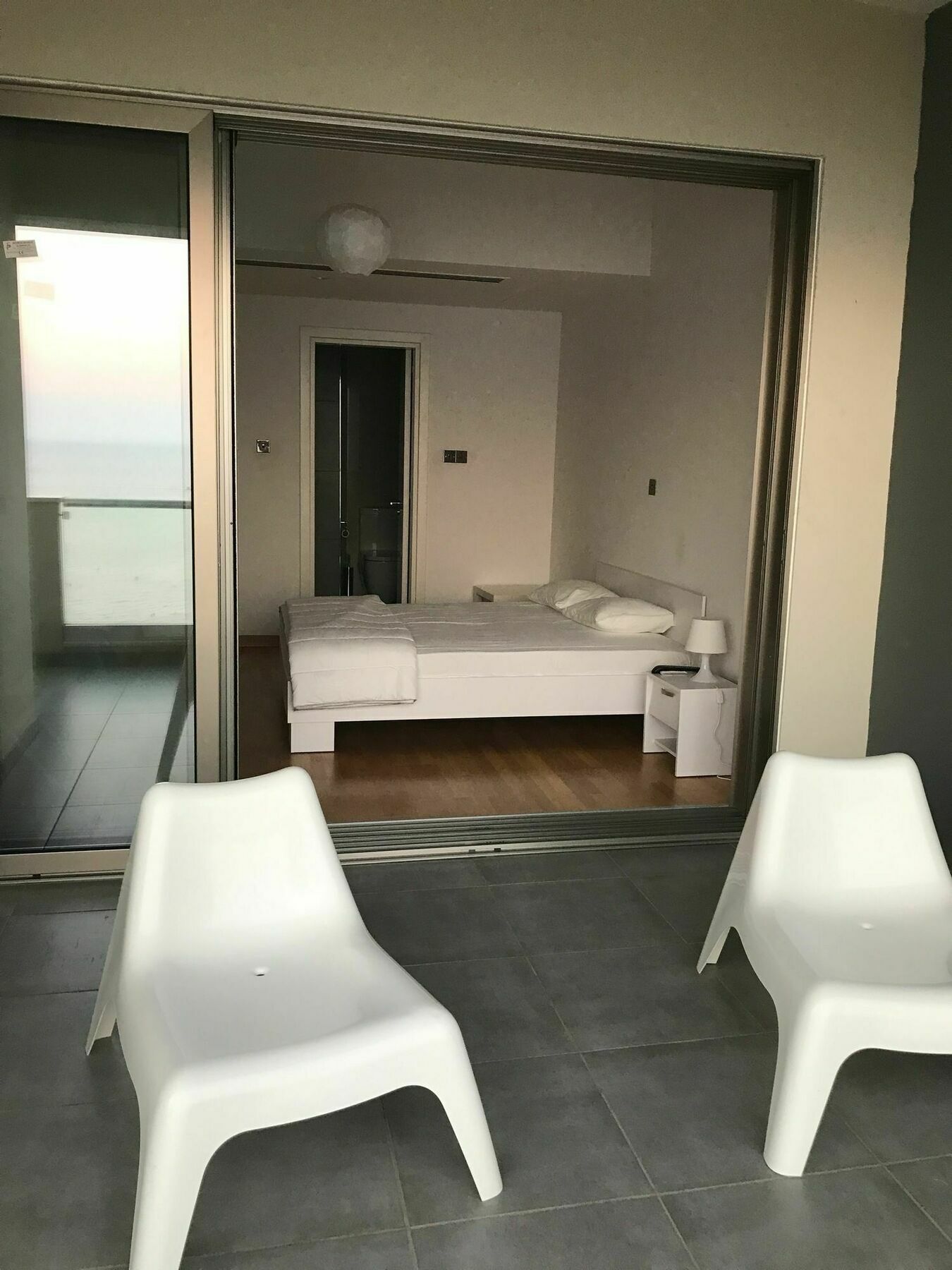 Finikoudes Luxury Apartments Ларнака Екстер'єр фото