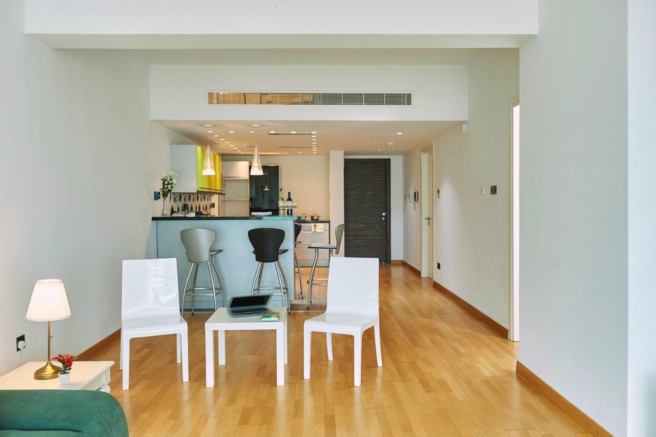 Finikoudes Luxury Apartments Ларнака Екстер'єр фото